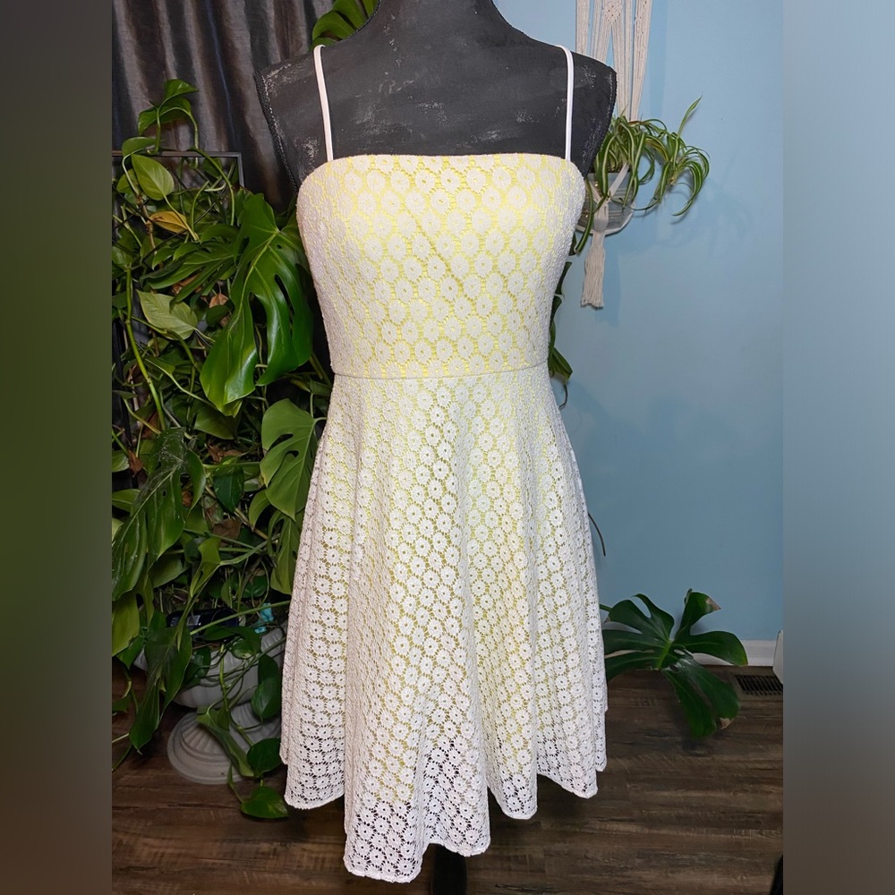 Betsey Johnson Yellow Dress and white lace Overlay summer sundress strapless